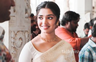 Ajayante Randam Moshanam